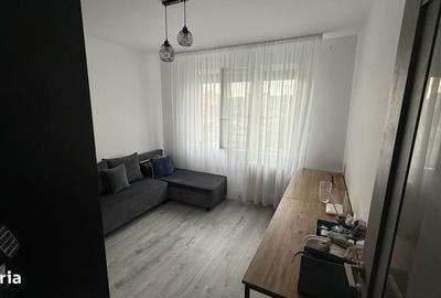 Apartament cu 3 camere în Alexandru cel Bun