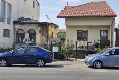 Casă cu 3 camere cu Teren 171 Mp în Central