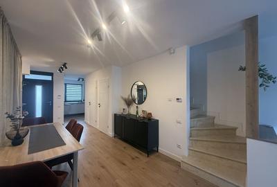 Casă cu 4 camere cu Teren 150 Mp în Bună Ziua