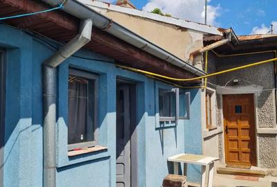 Casă cu 6 camere în Pantelimon - 1