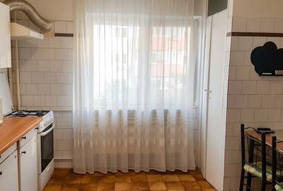 Apartament cu 2 camere decomandat în 13 Septembrie