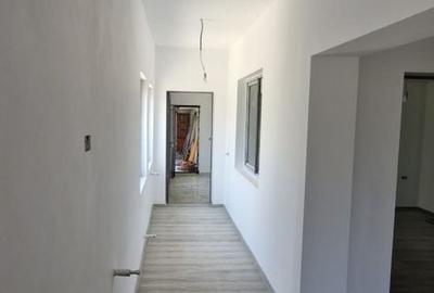 Casă cu 4 camere cu Teren 1000 Mp în Dărăști-Ilfov - 1