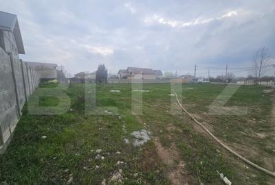Teren de 800 mp, în Central