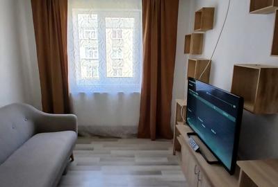 Apartament cu 2 camere decomandat în Petros - 4