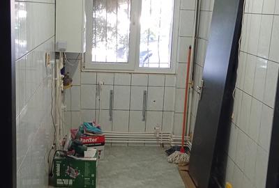 Apartament cu 3 camere decomandat în Exterior Vest - 8