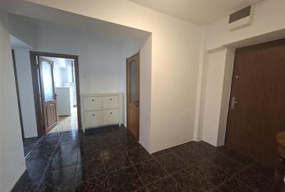 Apartament cu 3 camere decomandat, mobilat în Centru Civic - 2