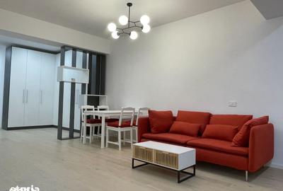 Apartament cu 3 camere decomandat în Herăstrău
