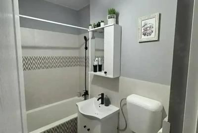 Apartament cu 2 camere semidecomandat, mobilat în 1 Mai - 2