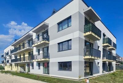 Apartament cu 4 camere decomandat în Tractorul - 1