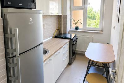 Garsonieră decomandată în Micro 17 - 2