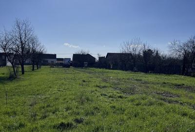 Teren de 2300 mp, în Lugojel - 3