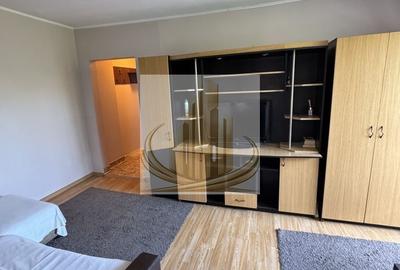 Apartament cu 3 camere semidecomandat, mobilat în Circumvalațiunii - 3