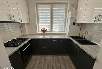 Apartament cu 3 camere în 1 Mai - 9