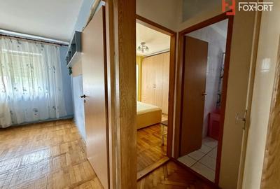 Apartament cu 3 camere decomandat, mobilat în Aradului - 10