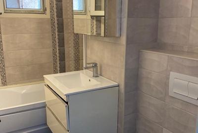 Apartament cu 3 camere decomandat în Central - 4