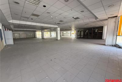 Spațiu comercial, de 1,273 mp, în Ultracentral - 9