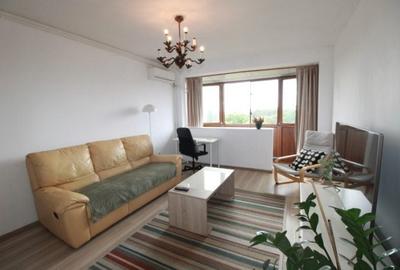 Apartament cu 2 camere decomandat, mobilat în Eroii Revoluției