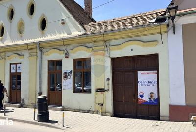 Spațiu comercial, de 60 mp, în Central - 1