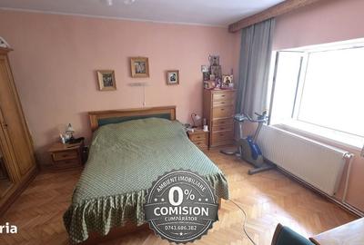 Casă cu 4 camere în Mihail Kogălniceanu
