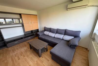 Apartament cu 2 camere decomandat în Triaj