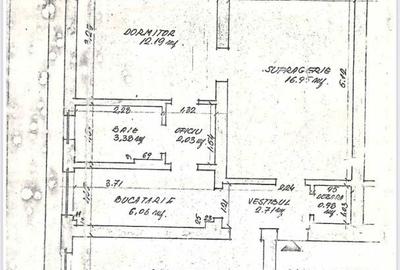 Apartament cu 3 camere semidecomandat în Central