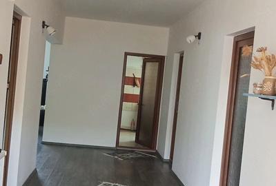 Casă cu 3 camere cu Teren 586 Mp în Exterior Vest - 3