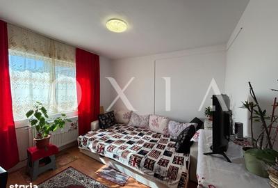 Apartament cu 3 camere semidecomandat în Circumvalațiunii