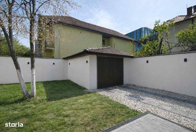 Casă cu 4 camere decomandat în Central - 17