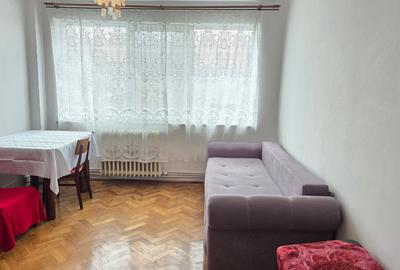 Apartament cu 2 camere decomandat în Gojdu
