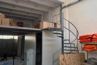 Spațiu industrial, de 122 mp, în Casa de Cultură - 2