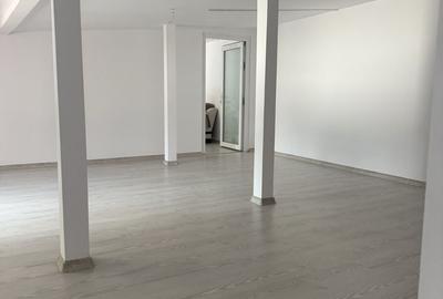 Casă cu 4 camere în Chitila