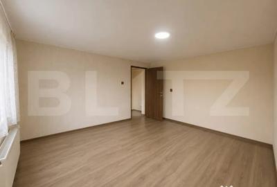 Casă cu 3 camere cu Teren 989 Mp în Central