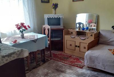 Casă cu 4 camere cu Teren 20 Mp în Central
