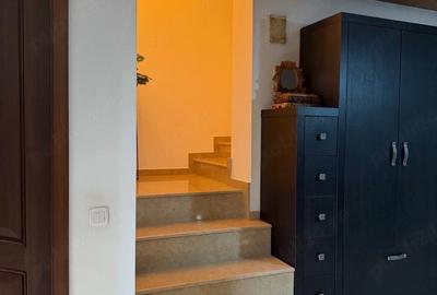 Casă cu Teren 90 Mp în Central