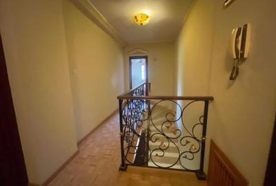 Casă cu 9 camere cu Canalizare în Iancu Nicolae - 4
