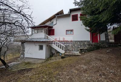 Casă individuală cu 5 camere cu Canalizare în Exterior Vest - 1