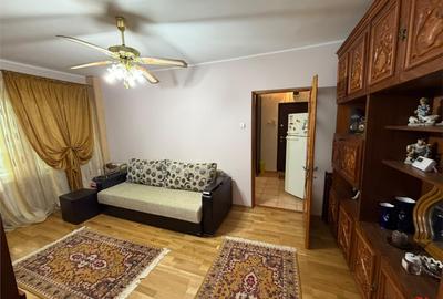Apartament cu 2 camere semidecomandat în Gară