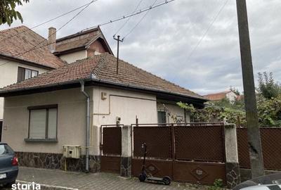 Casă cu 2 camere cu Teren 76 Mp în Libertății
