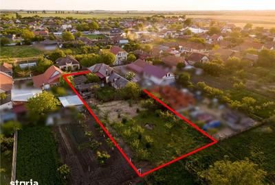 Casă cu 4 camere cu Teren 1440 Mp în Girișu de Criș - 2