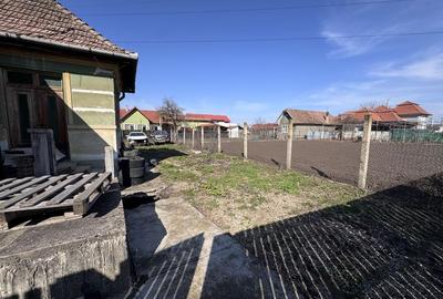 Casă cu 2 camere în Central