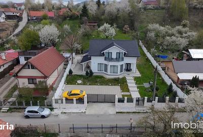 Casă cu 4 camere cu Teren 1200 Mp în Central - 19