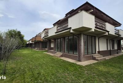 Casă cu 4 camere cu Canalizare în Crevedia - 1