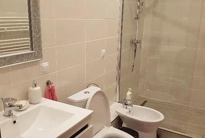 Apartament cu 2 camere decomandat în Lipovei