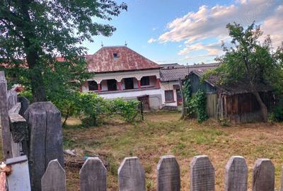 Teren de 1400 mp, în Retevoiești - 3