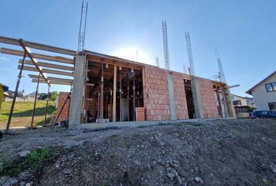 Casă cu 4 camere cu Teren 400 Mp în Sâncraiu de Mureș