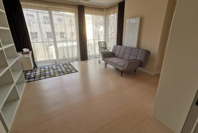 Apartament cu 4 camere decomandat, mobilat în Capitale - 2
