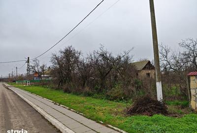 Teren de 4107 mp, în Jurilovca - 2