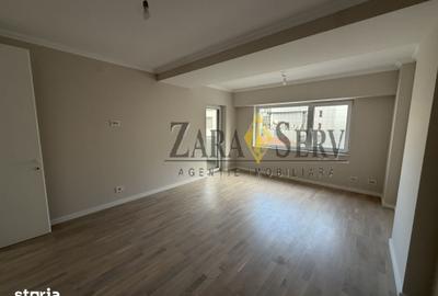 Spațiu comercial, de 37 mp, în Central