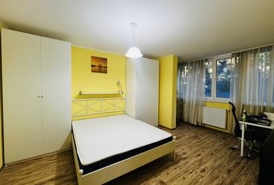 Apartament cu 3 camere decomandat, mobilat în Drumul Taberei