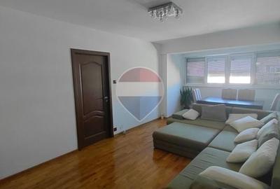 Apartament cu 2 camere semidecomandat, mobilat în Titan